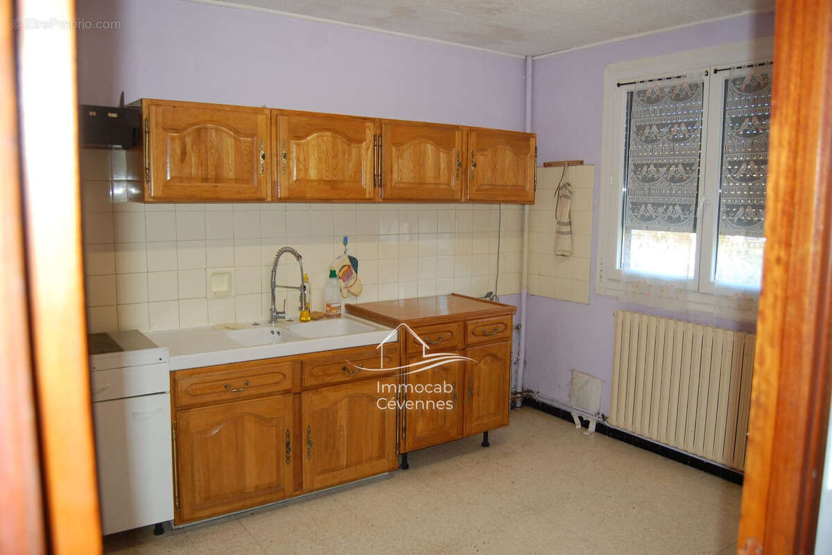 Maison 107 m² à Ales  - photo 3