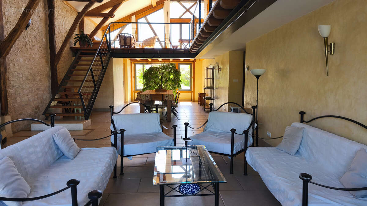 Maison à CAZES-MONDENARD