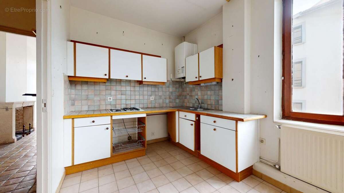 Appartement à SAINTE-FOY-LES-LYON