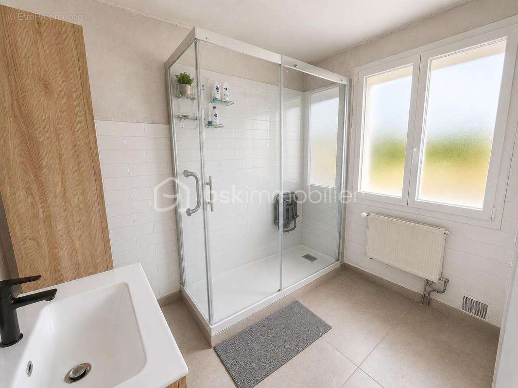  Maison familiale aux volumes exceptionnels avec appartement indépendant  - photo 5