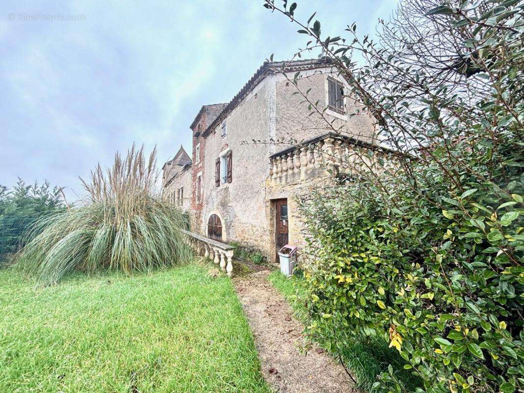 Maison à LAMAGDELAINE