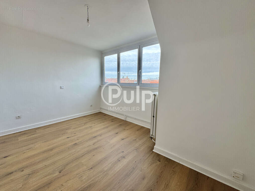 Appartement à SECLIN