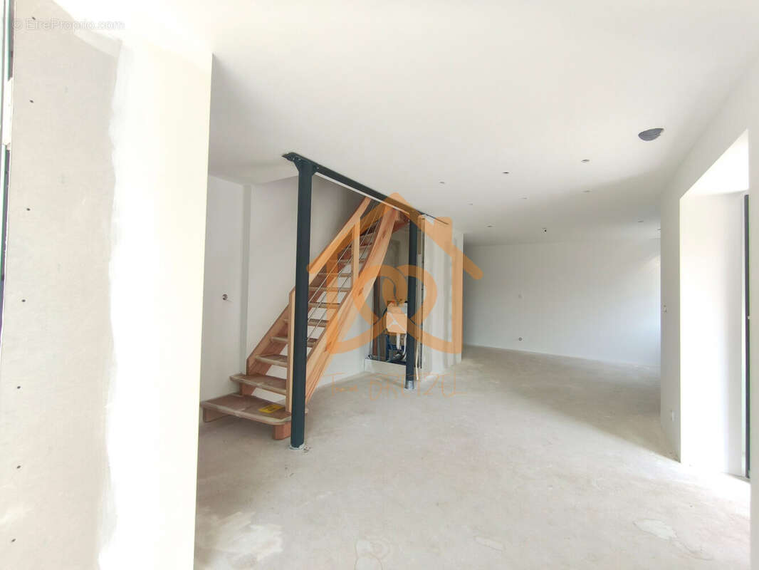 Appartement 130 m² à Geispolsheim  - photo 2
