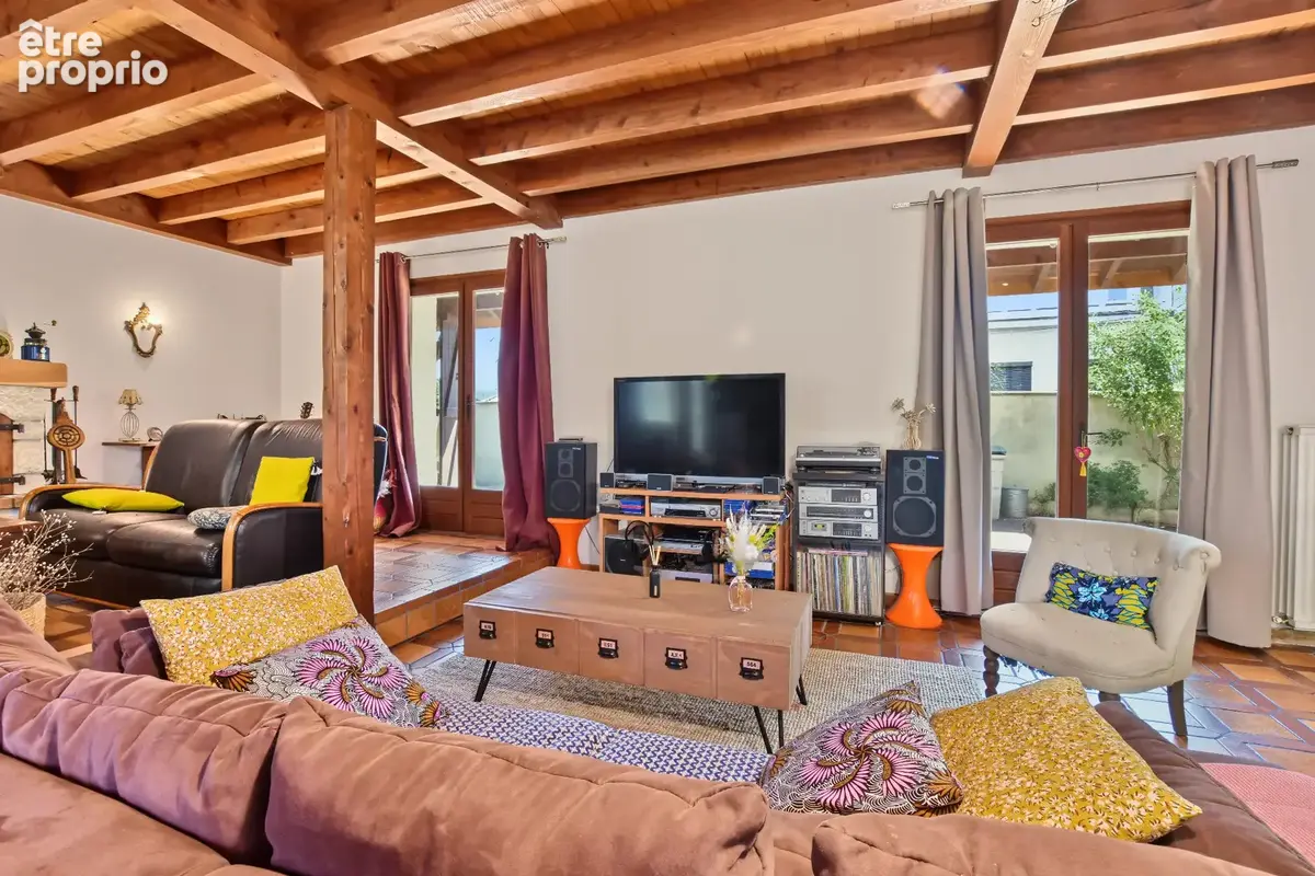 Grande maison familiale de 330 m² Carrez sur 1400 m² de terrain - 4 chambres, sous-sol complet et combles aménagés - photo 38