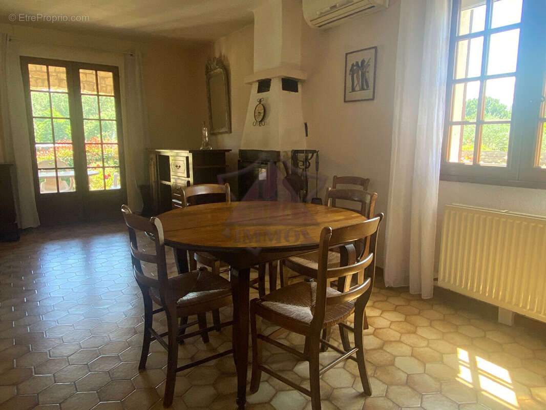 Maison à ALLEGRE-LES-FUMADES