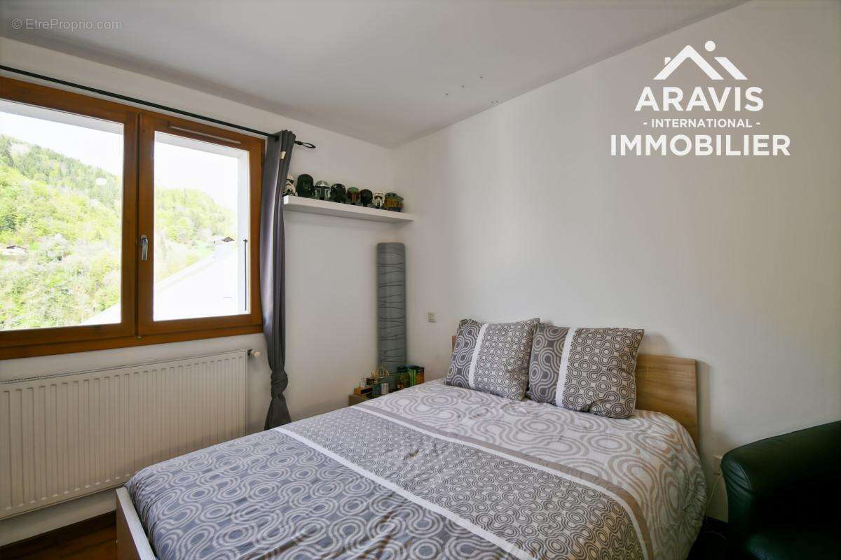 Appartement à SERRAVAL