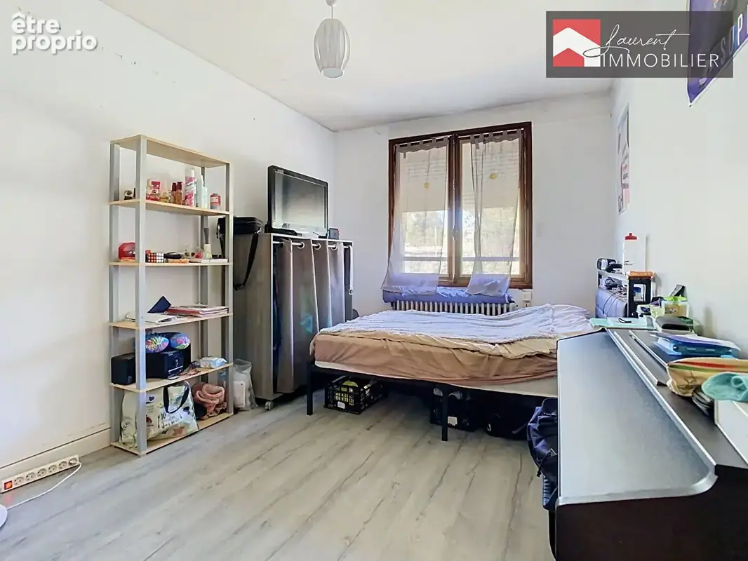 Maison sur sous sol complet, 4 chambres - 01190 PONT DE VAUX - photo 10
