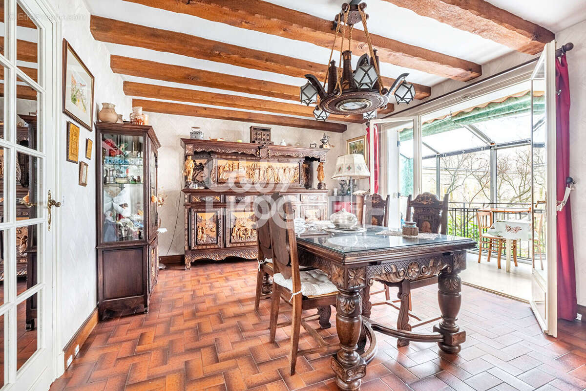 Maison à LA GARENNE-COLOMBES