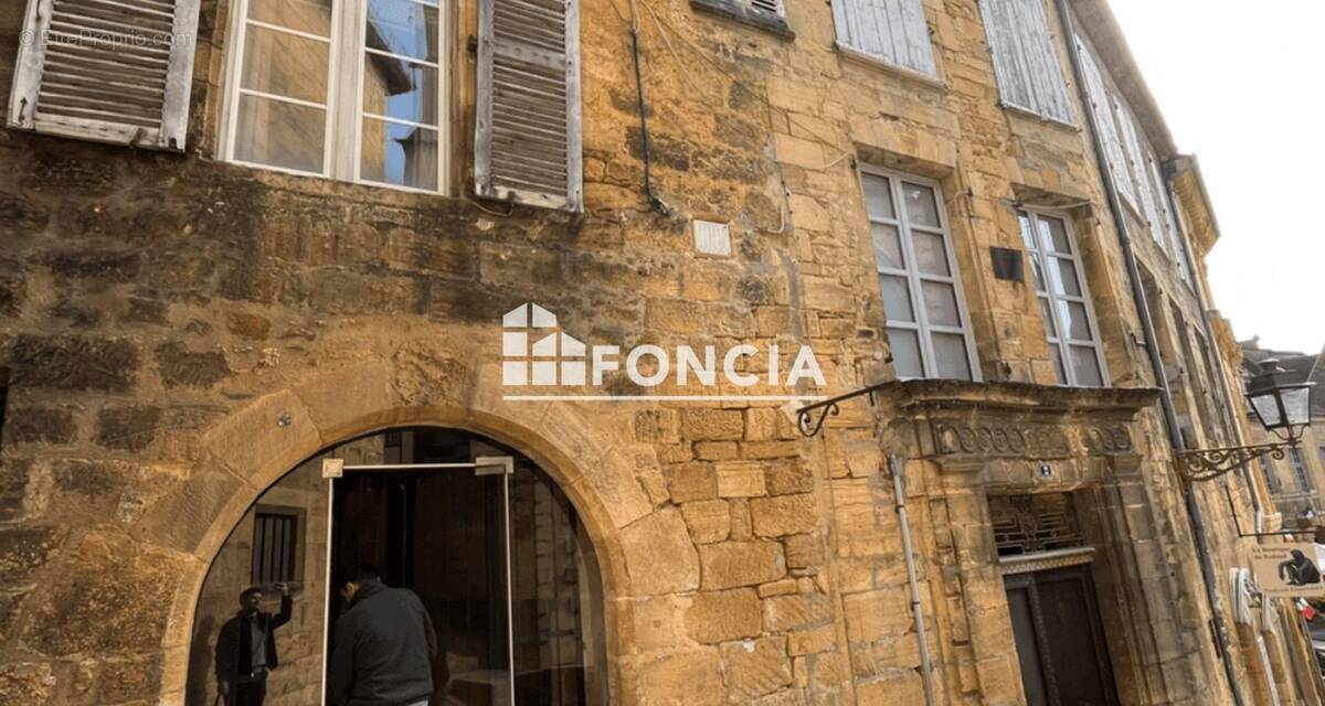 Appartement à SARLAT-LA-CANEDA