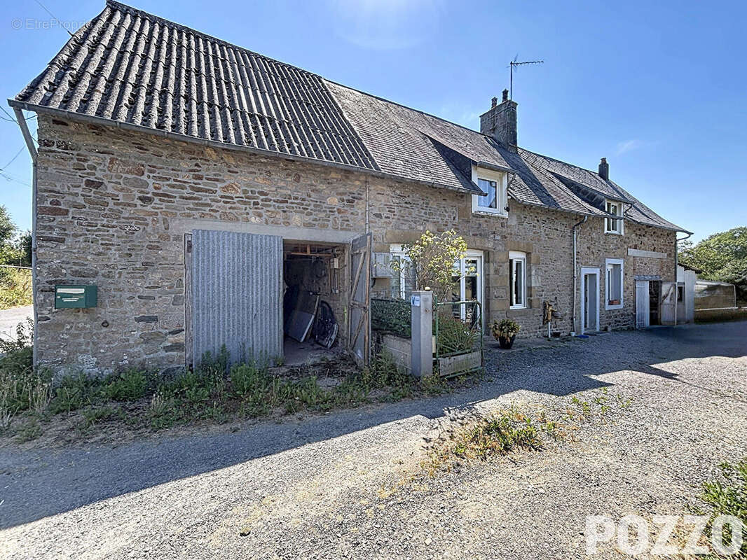 A VENDRE - Marcey Les Greves - Maison 5 pièce(s) 115 m² - photo 11