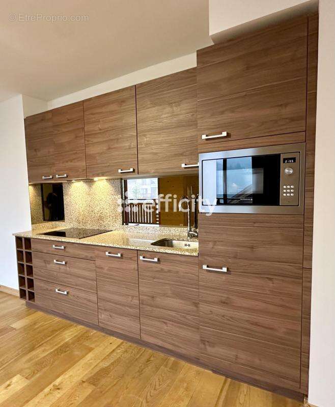 Appartement à SAINT-ETIENNE-DE-TINEE