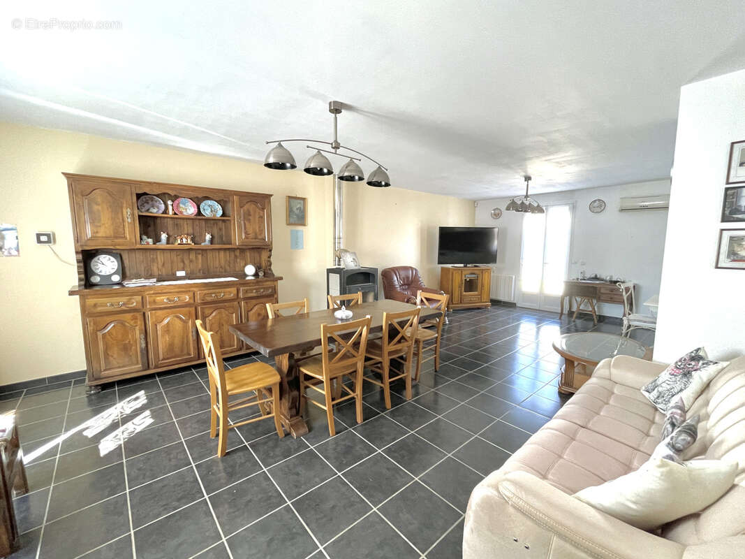 Maison à HOMBLIERES