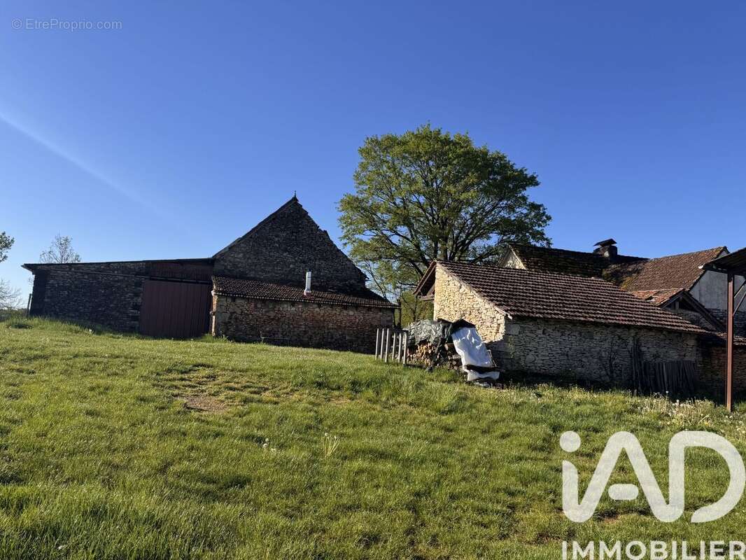 Maison 125 m² à Blars  - photo 8