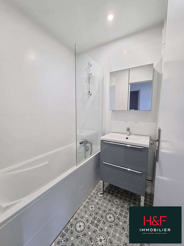 Appartement à HEROUVILLE-SAINT-CLAIR