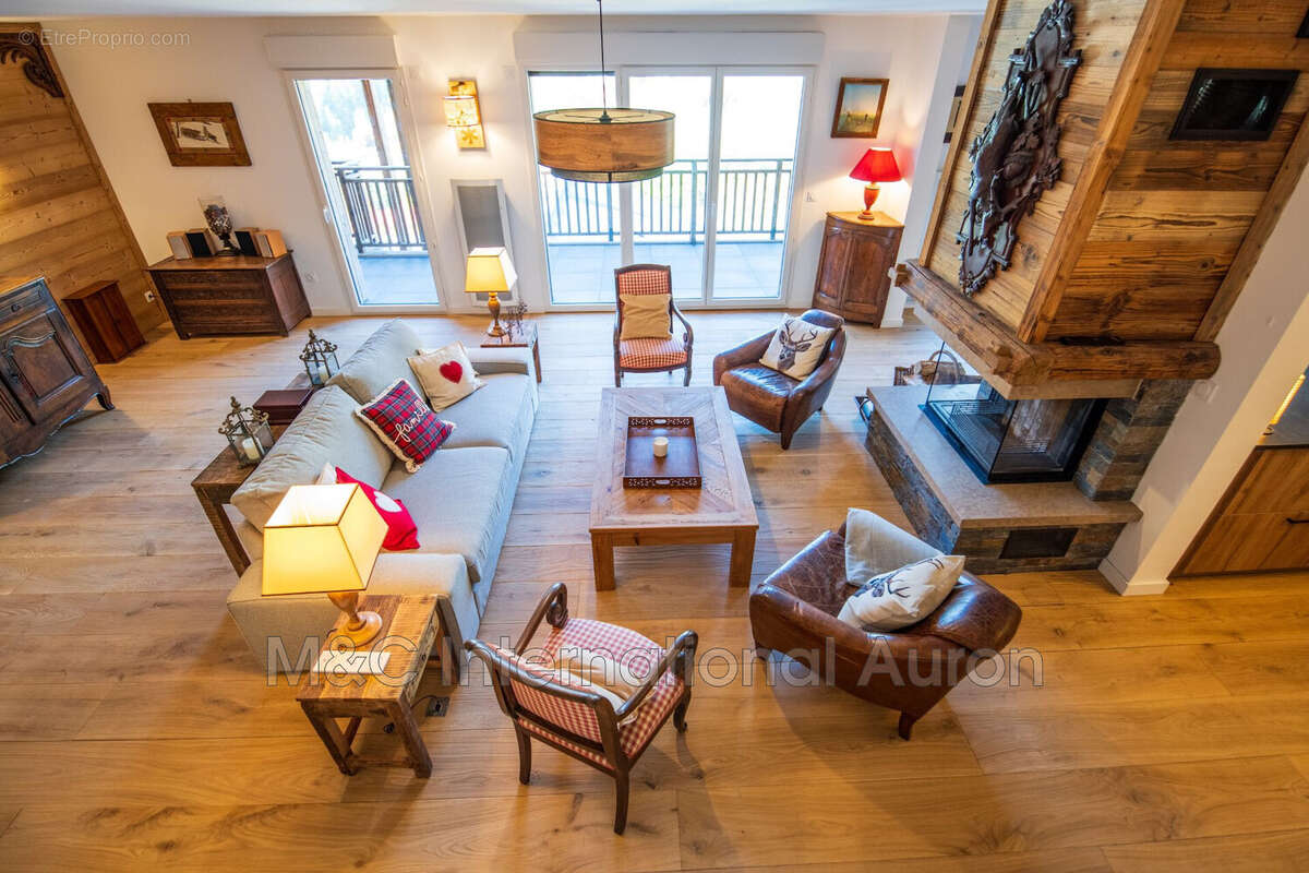 Appartement à SAINT-ETIENNE-DE-TINEE