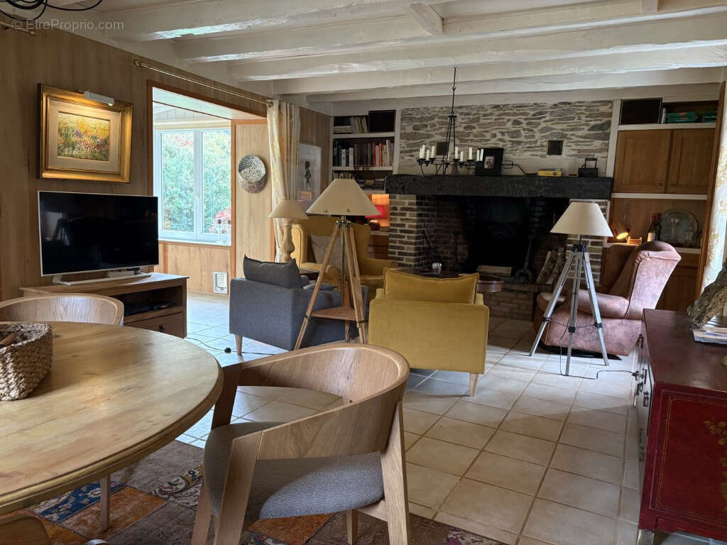 Maison à SAINT-SORNIN-LAVOLPS