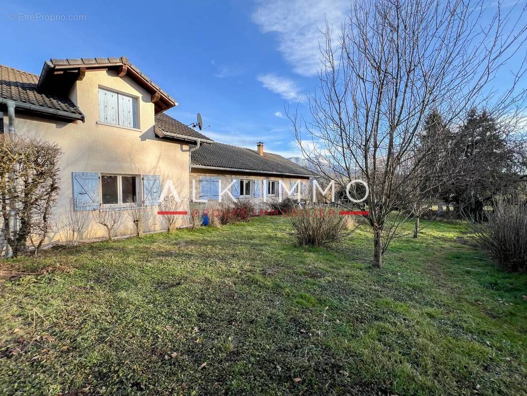Maison à GROISY