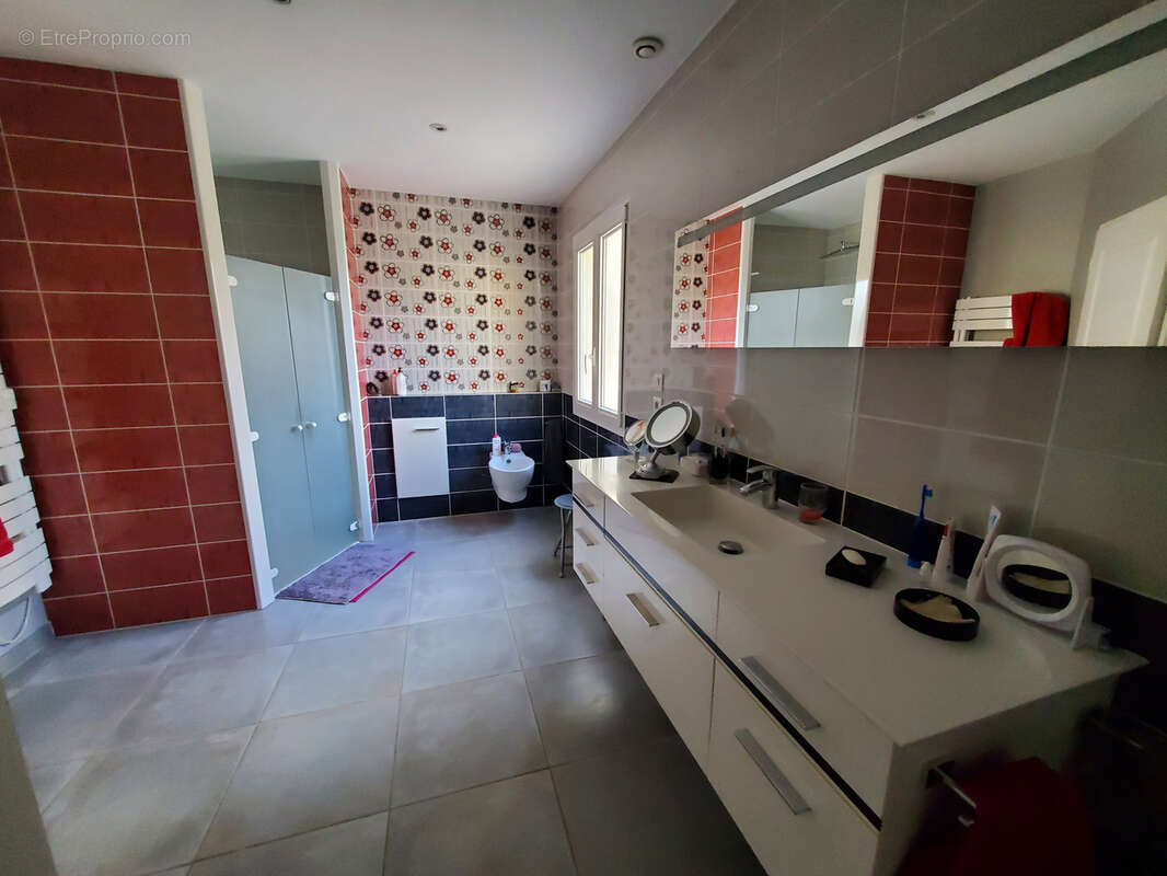 Maison à LE MAS-D'AGENAIS