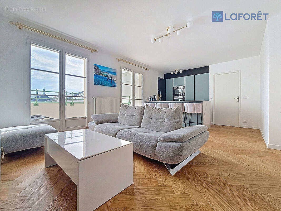 Appartement à SERRIS