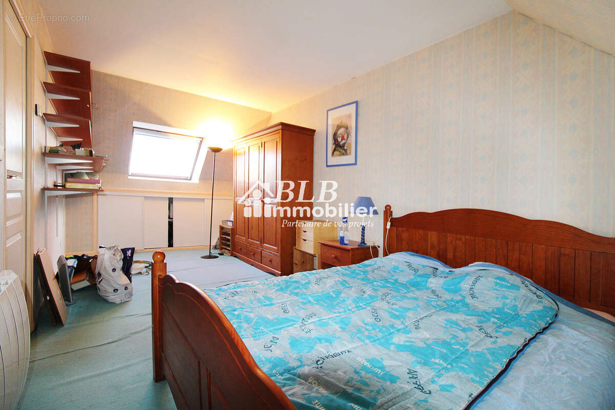 Maison à LE PERRAY-EN-YVELINES