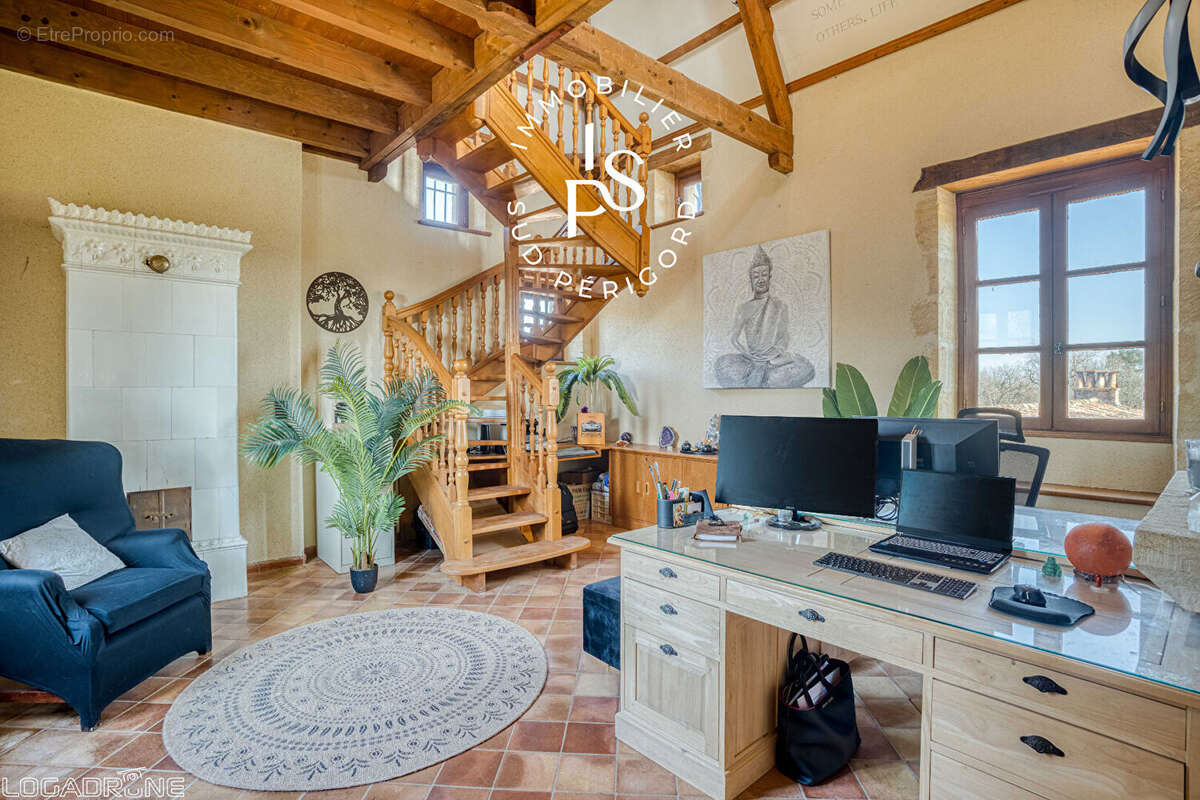 Maison à MONFLANQUIN