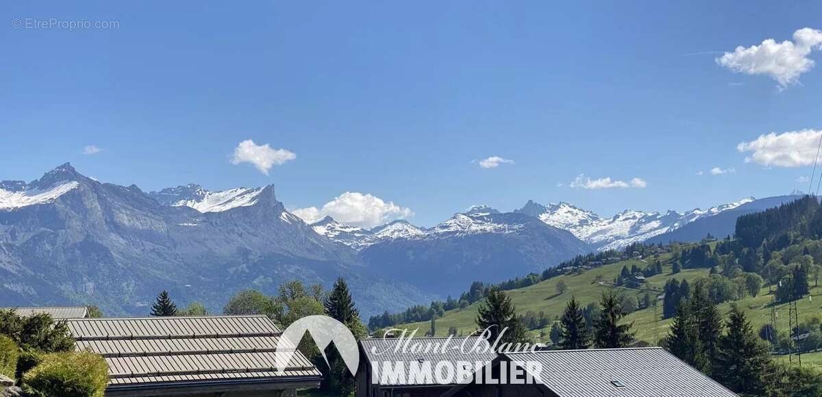 Appartement à DEMI-QUARTIER