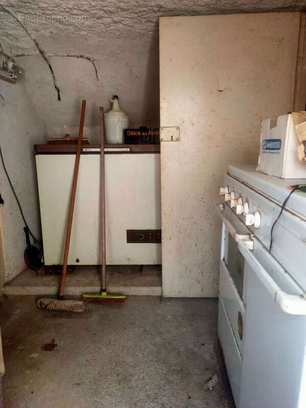 Maison familiale de 129,63 m² - La Ville-aux-Dames proche gare école commerces - photo 24
