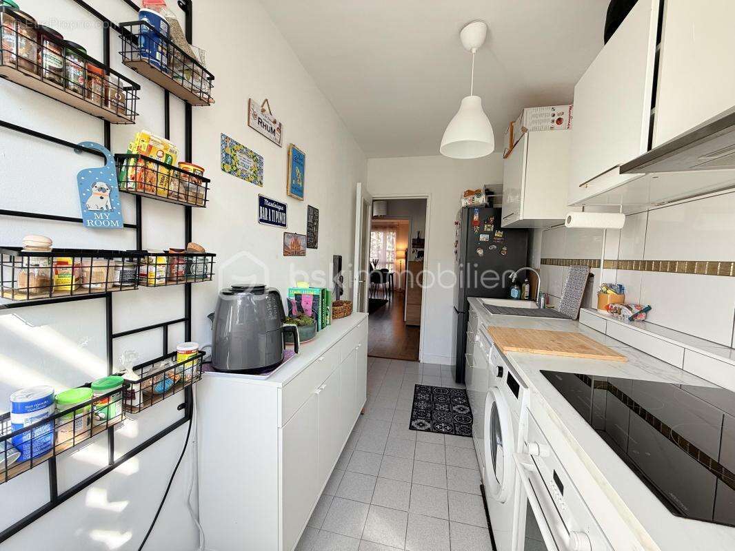 Appartement à NEUILLY-PLAISANCE