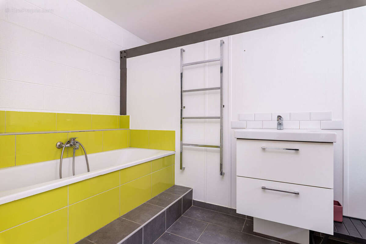 Appartement à LYON-1E