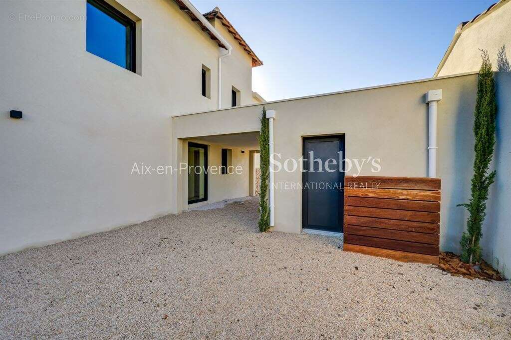 Maison à AIX-EN-PROVENCE