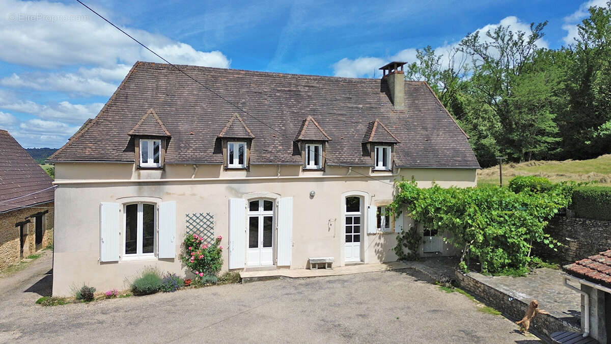 Maison Sarlat La Caneda 7 pièce(s) 131 m2 - photo 2