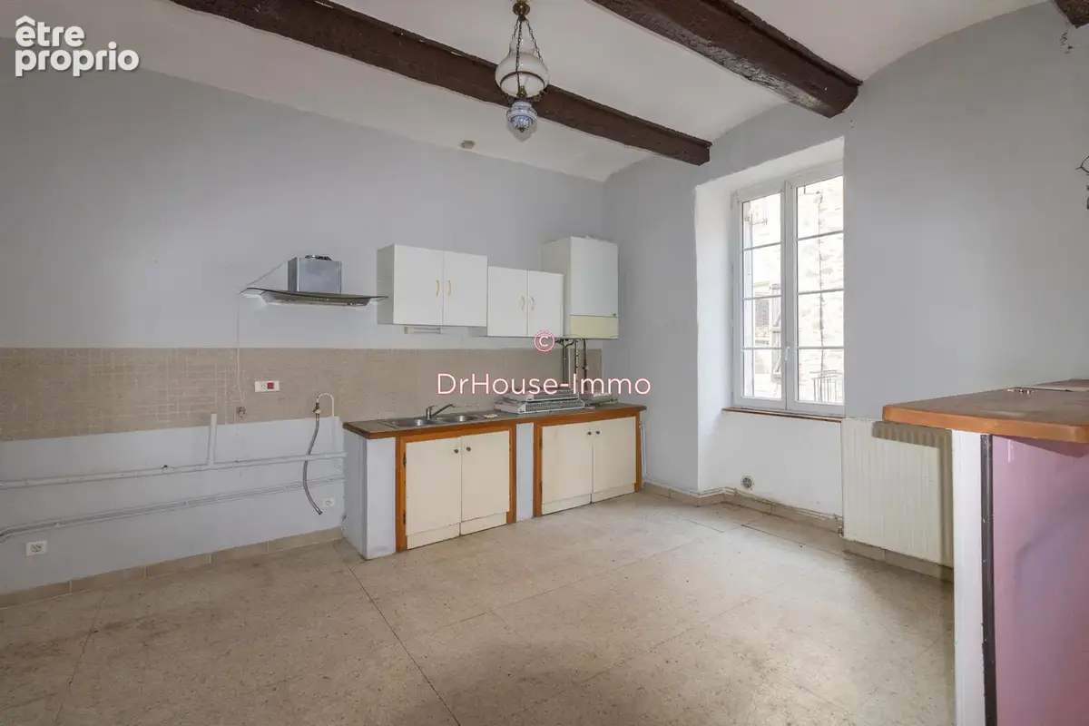 Appartement 25 pièces 450 m² à vendre à Saint-Ambroix (30500) - photo 17