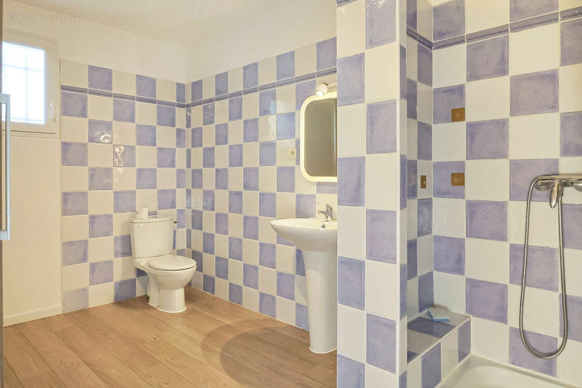 Maison à LA FARLEDE