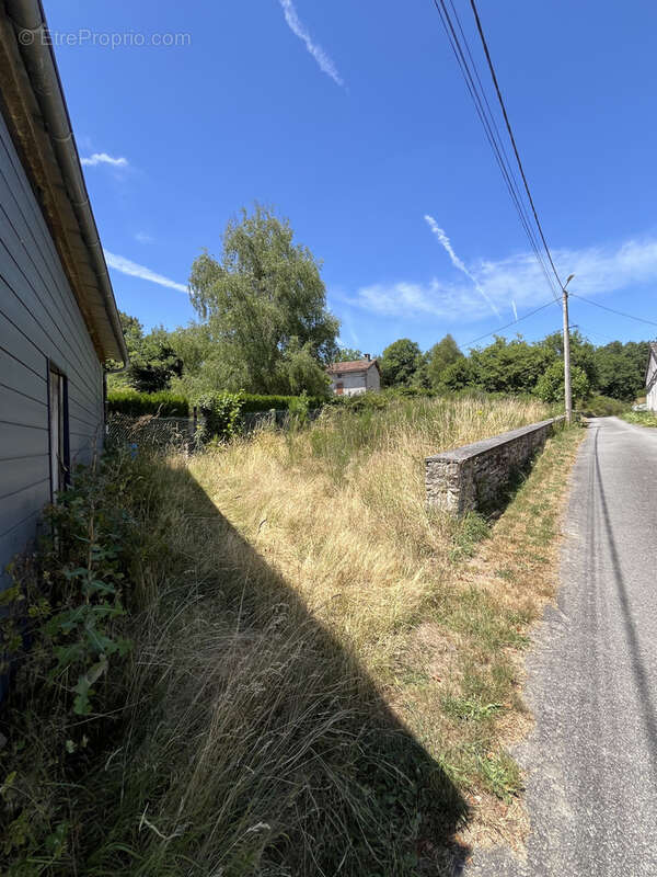 Maison à COMPREIGNAC