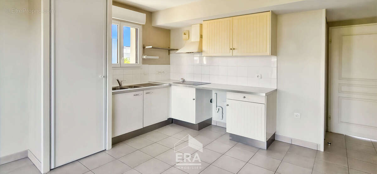 MERIGNAC - Appartement T3 de  57m² en très bon état - Terrasse 6,5m² - Parking couvert - Ascenseur - photo 3