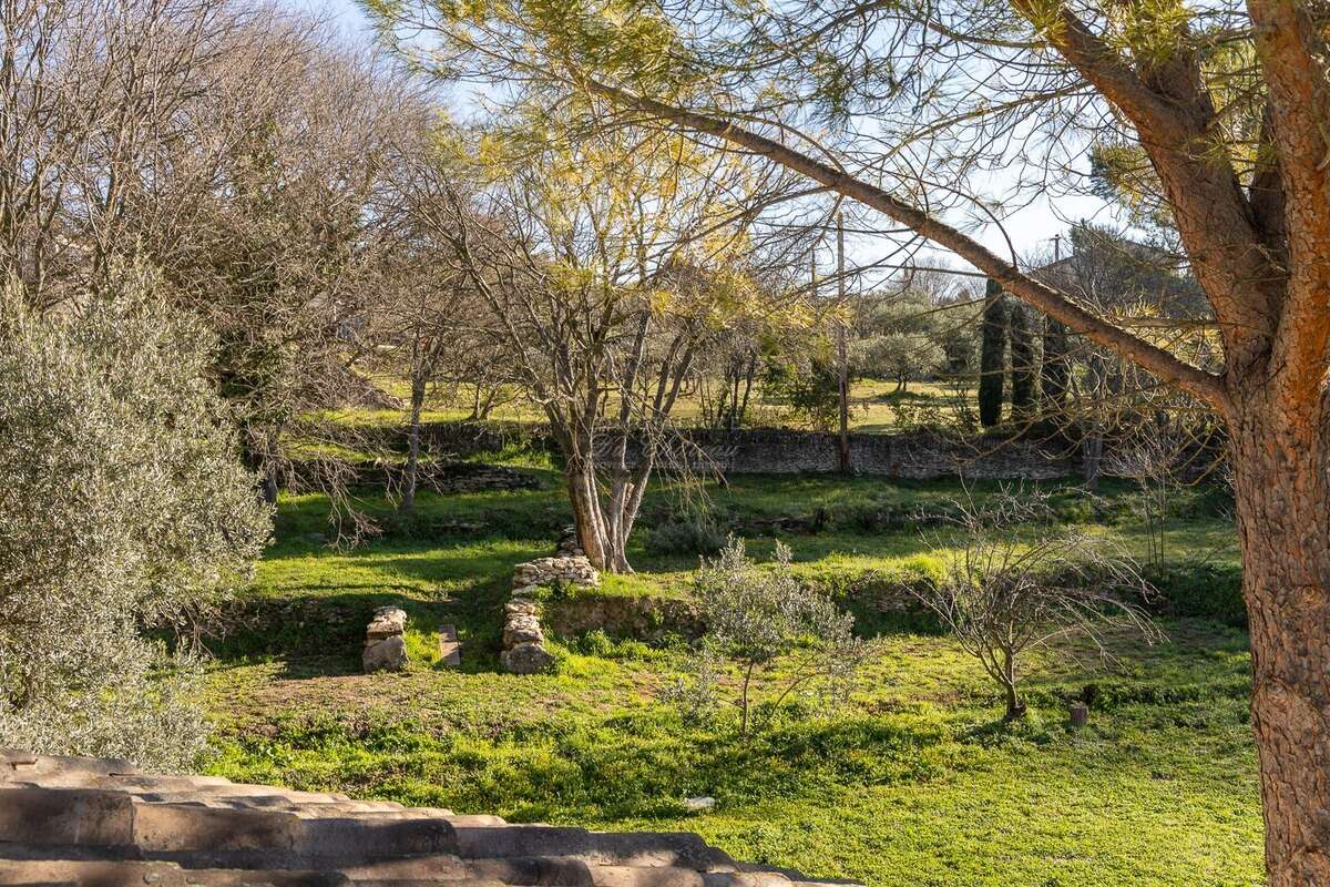 Maison à GORDES
