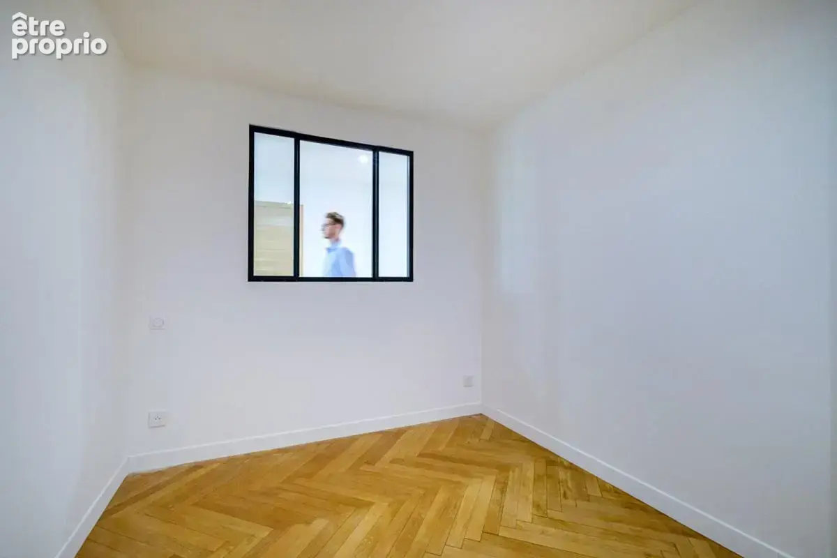 Vente appartement T5, fraichement rénové, balcon, sans vis à vis - quartier Saxe - photo 7
