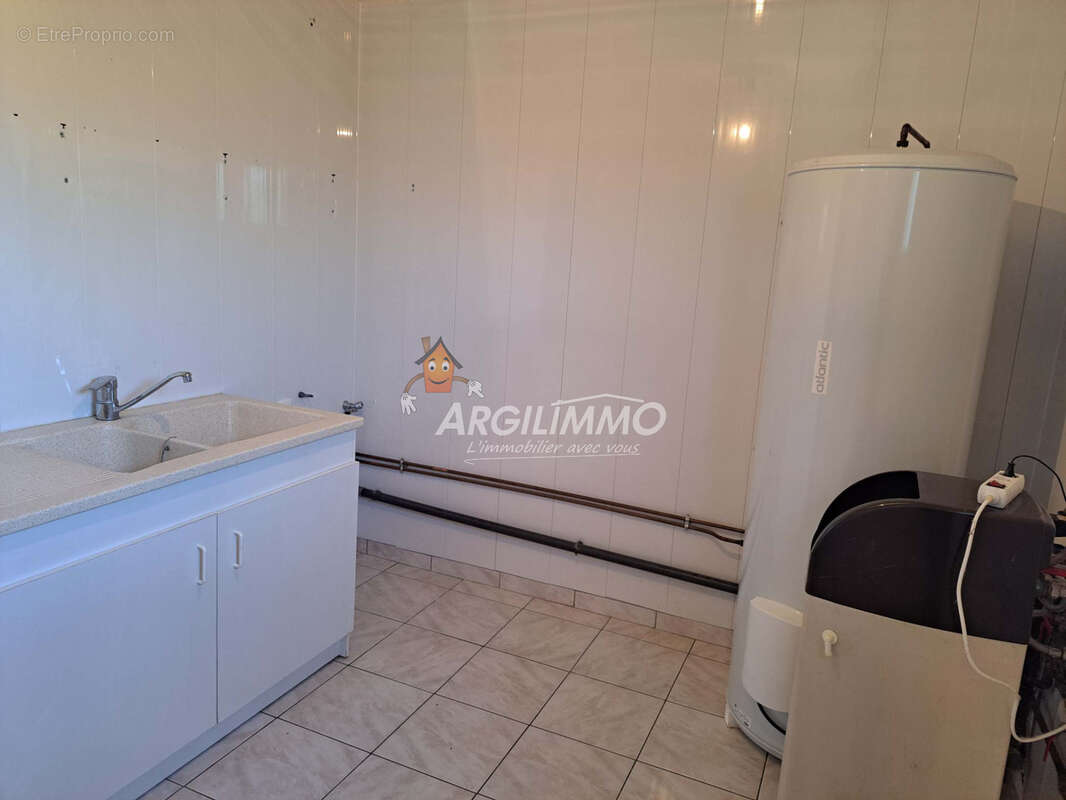 Maison à BESSE-SUR-BRAYE