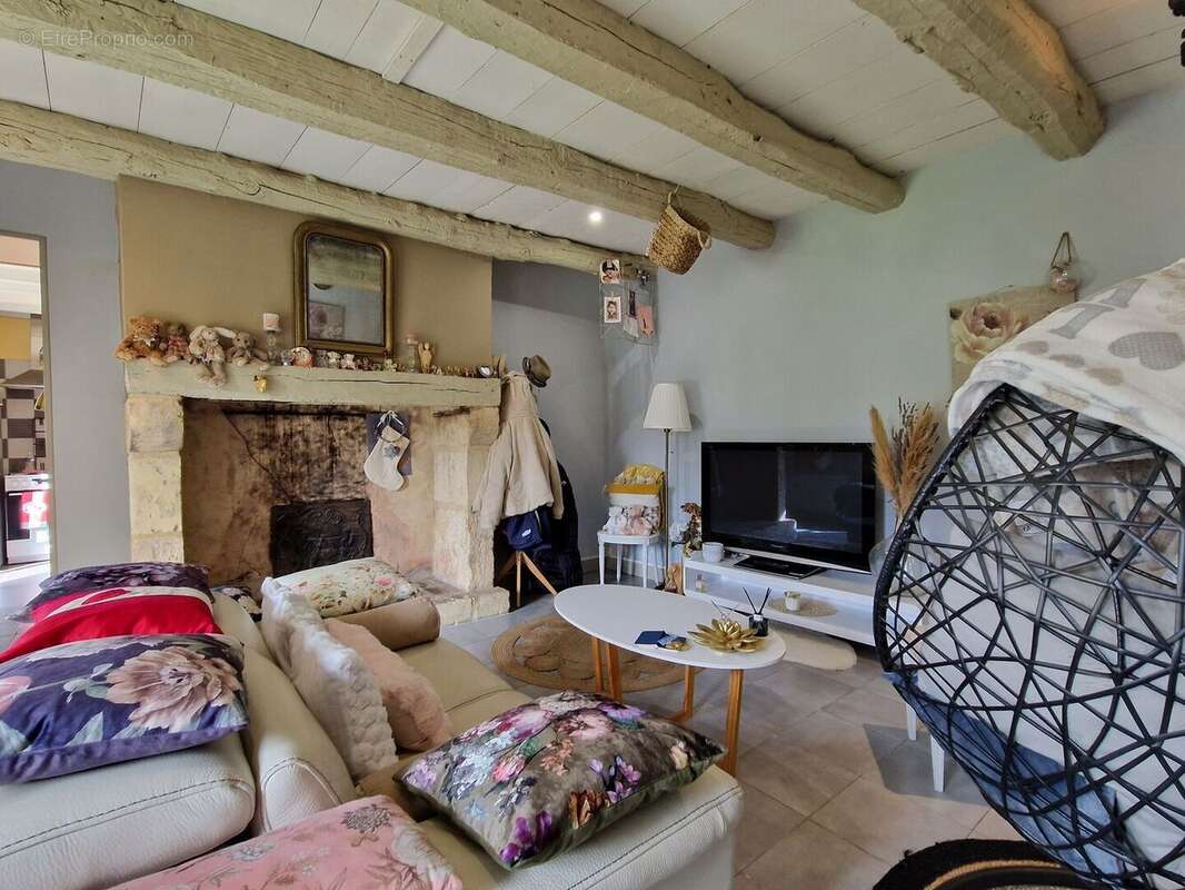 Salon - Maison à LE BUGUE