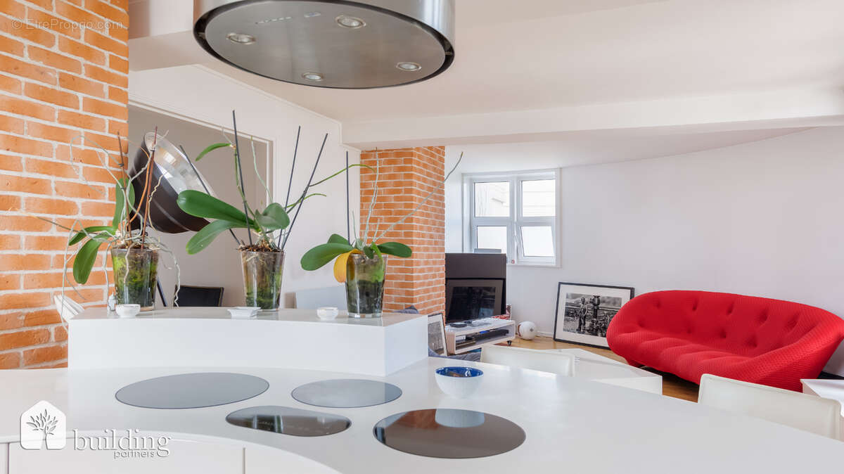 Appartement à COURBEVOIE