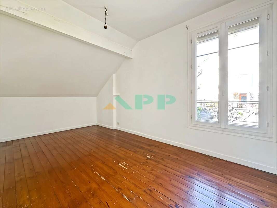 Maison à JUVISY-SUR-ORGE