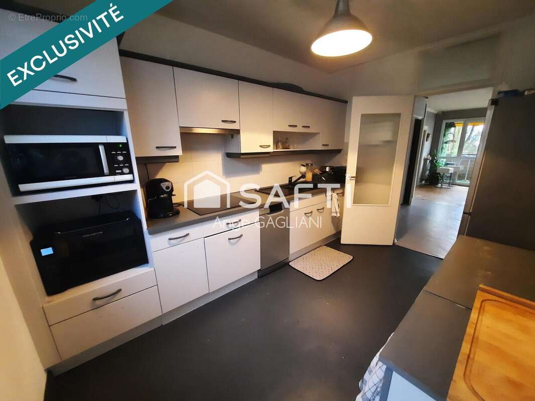 Appartement 120 m² à Laval  - photo 5