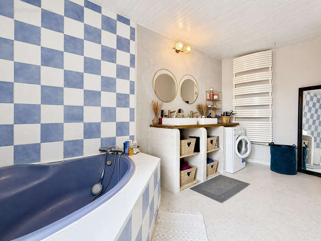 Maison 200 m² à La Sauvetat  - photo 8