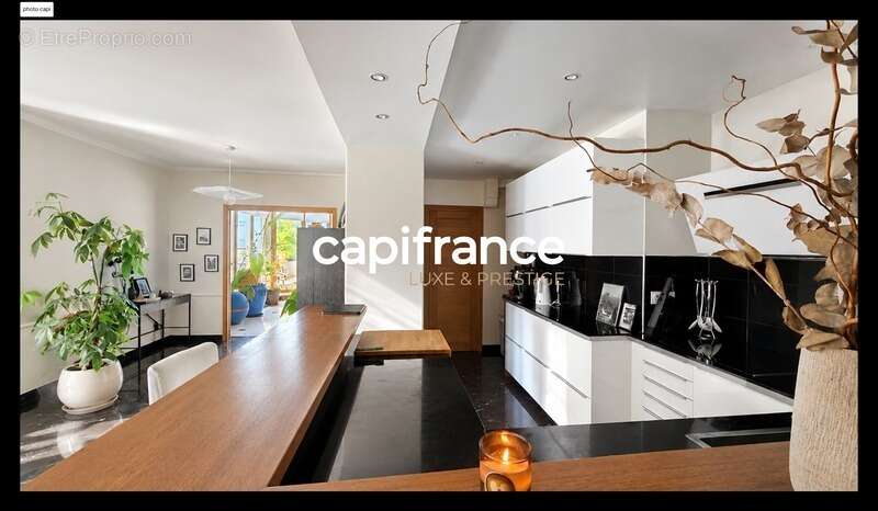 Appartement à LE PLESSIS-ROBINSON