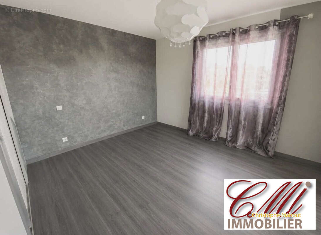 Maison 195 m² à Vitry-Le-Francois  - photo 8