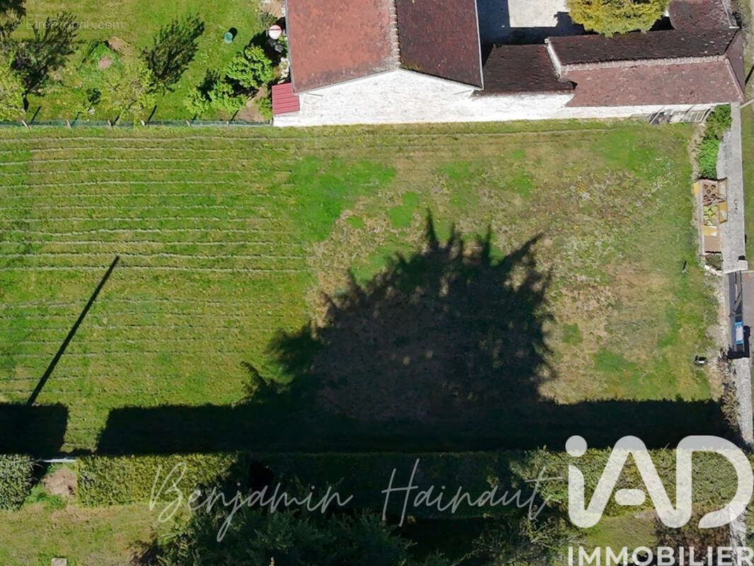 Photo 3 - Terrain à LA FERTE-GAUCHER