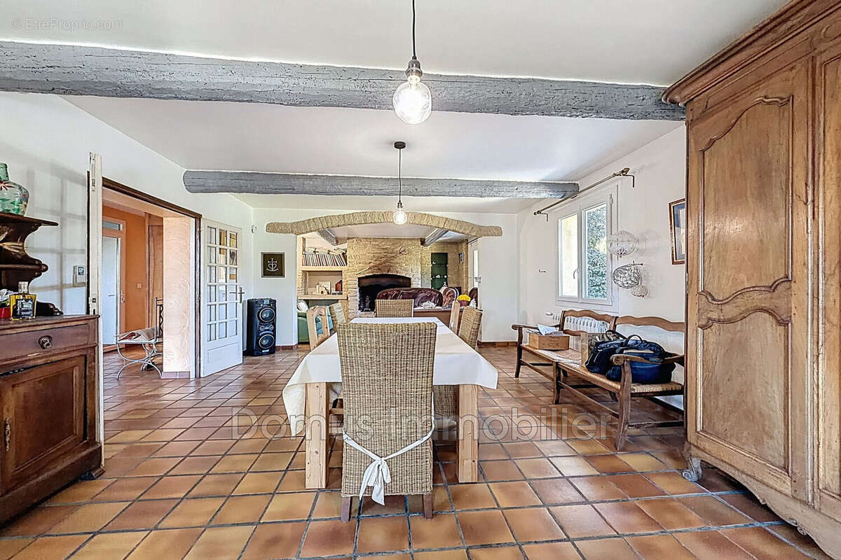 Maison à JONQUERETTES