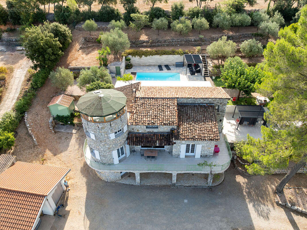 Maison à TRANS-EN-PROVENCE