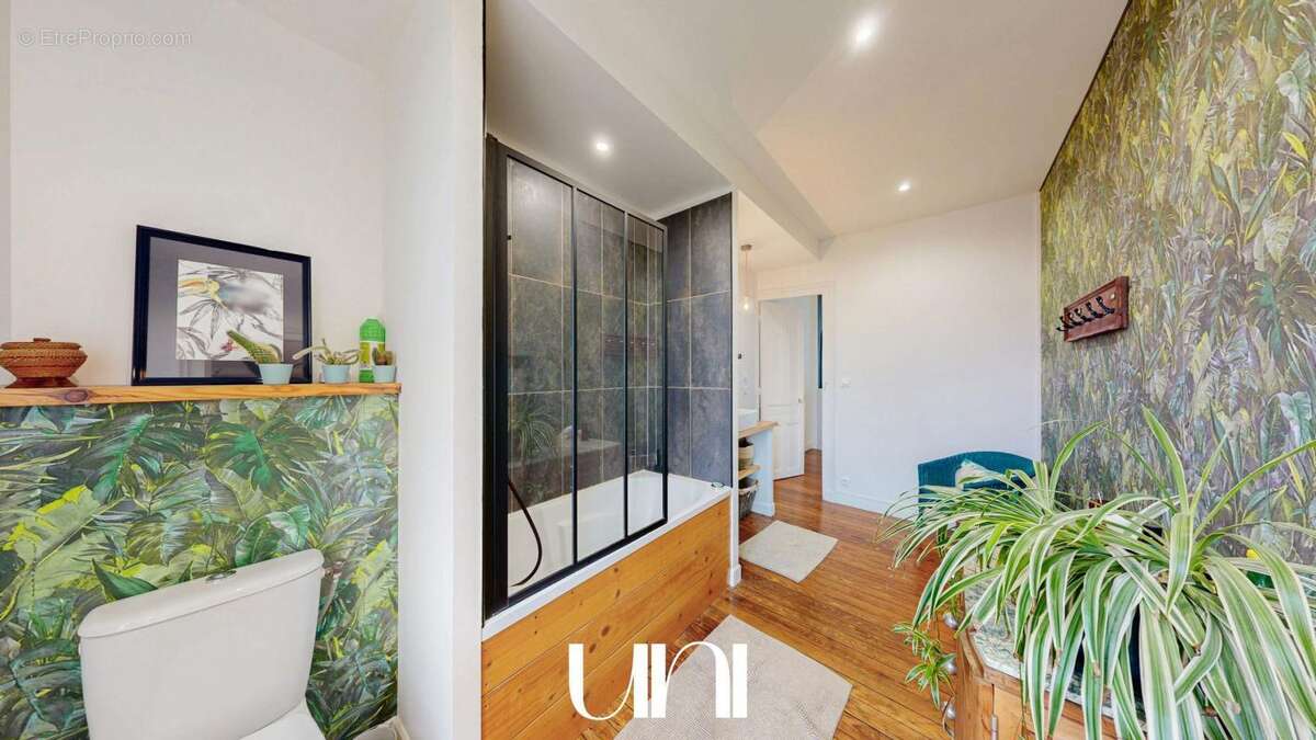 Maison à MEZIDON-CANON