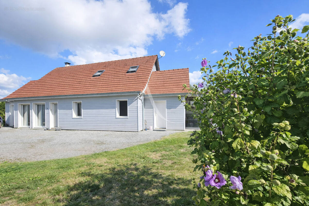 Maison à DOMPIERRE-SUR-AUTHIE